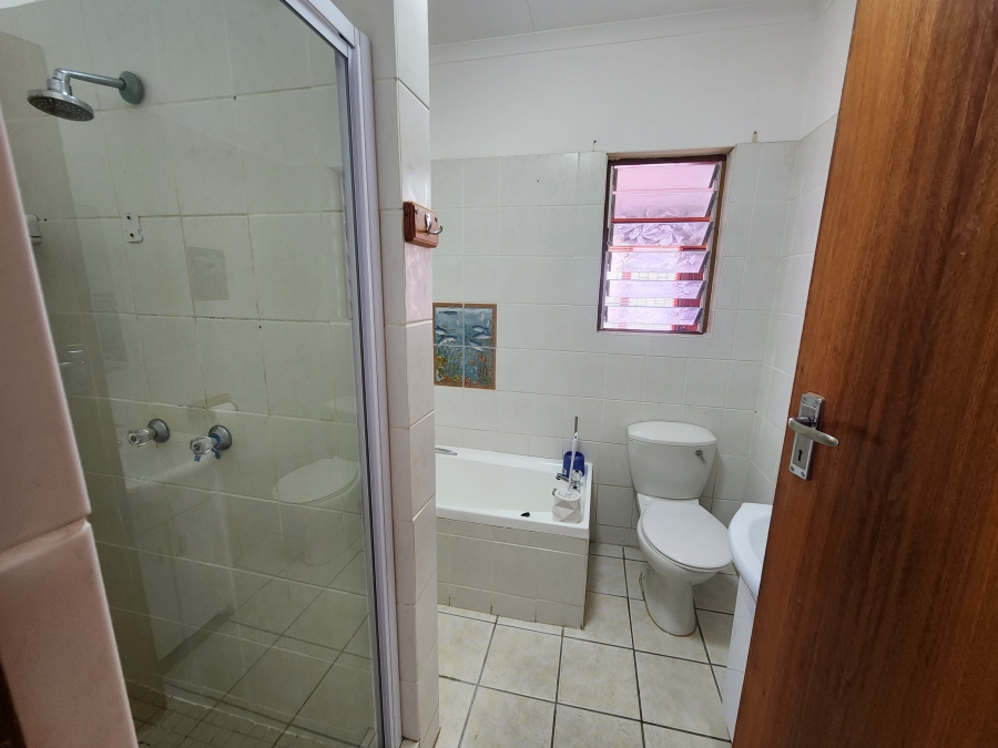 4 Bedroom Property for Sale in Dana Bay Western Cape